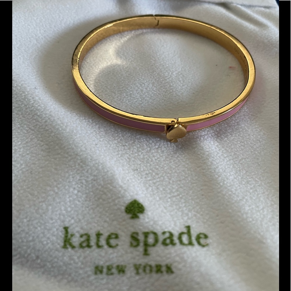 Kate Spade Thin Heritage Spade Hinged Bangle Bracelet Mint